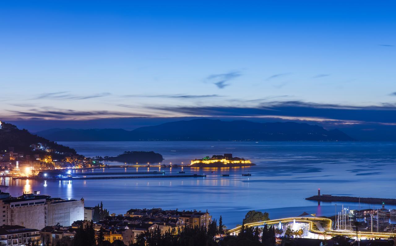Demir Suit Hotel Kusadasi Luaran gambar